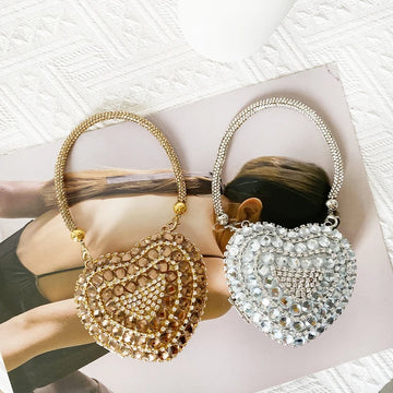 Women’s Heart Shaped Clutch – Luxury Rhinestone Diamond Evening Purse