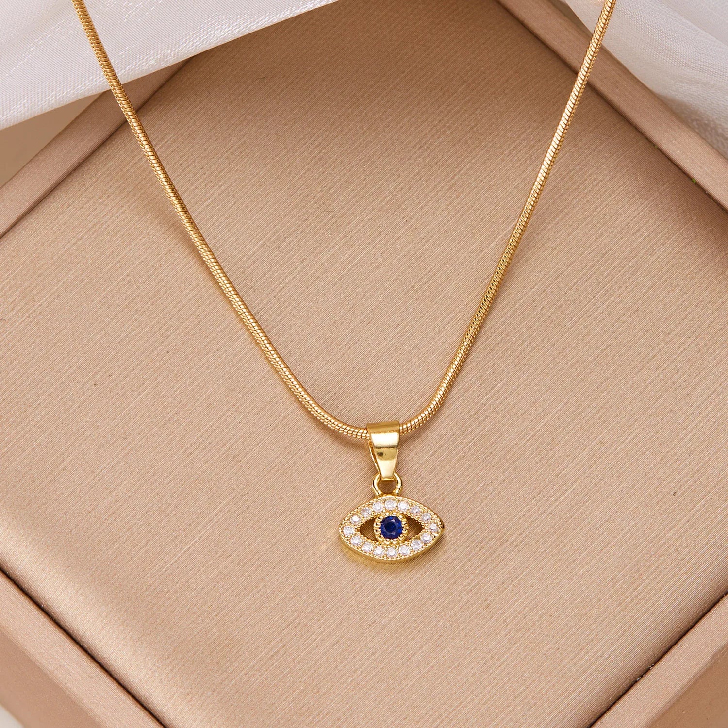 Evil Eye Pendant Necklace - Blingy Bag LLC