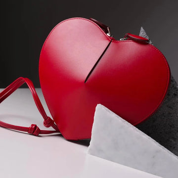 Women’s Leather Heart-Shaped Crossbody Bag – Minimalist Underarm Satchel with Chain